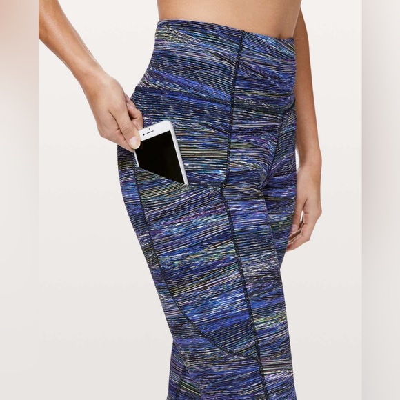 lululemon | size 6 Fast and Free Crop II 19" *Nulux
Interconnect Blue Multi - Picture 5 of 11